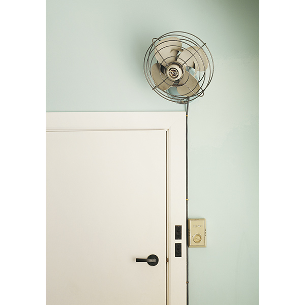 Christopher Young - Drei #04